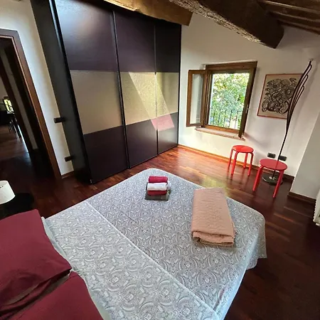 Casa Bassa 2 Apartman Piazza (Parma)